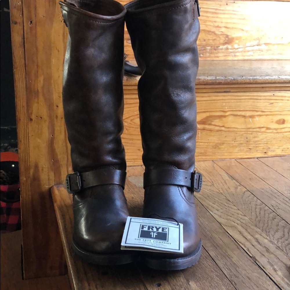 Women’s  Frye Venorica Slouch boots size 8